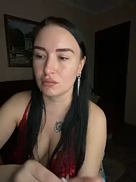 Snapshot of Roxana_Bell chatting on 04/10/26, 05:39 Roxana Bell online show from 04/10/26, 05:39