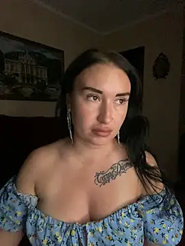 Snapshot of Roxana_Bell chatting on 06/09/26, 07:14 Roxana Bell online show from 06/09/26, 07:14