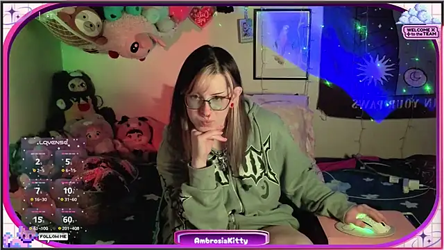 Snapshot of AmbrosiaKitty chatting on 04/21/26, 06:31 AmbrosiaKitty online show from 04/21/26, 06:31