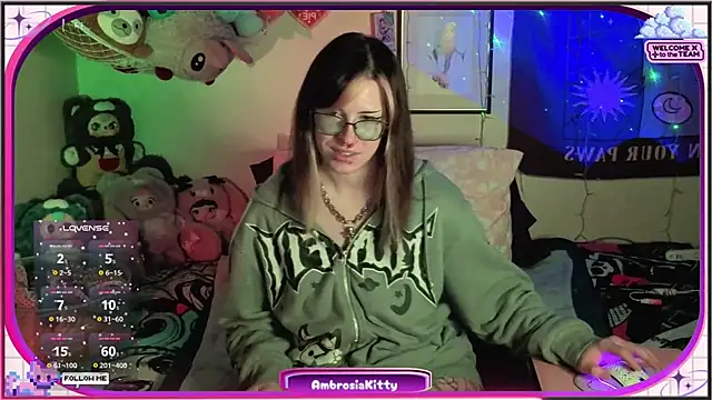 Snapshot of AmbrosiaKitty chatting on 04/25/26, 05:32 AmbrosiaKitty online show from 04/25/26, 05:32