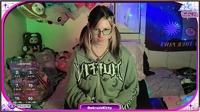 Snapshot of AmbrosiaKitty chatting on 04/26/26, 07:50 AmbrosiaKitty online show from 04/26/26, 07:50