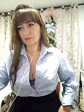 tata laima   online show from 12/18/24, 10:30