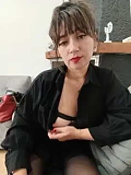 Snapshot of tata_laima__ chatting on 07/08/26, 02:54 tata laima online show from 07/08/26, 02:54