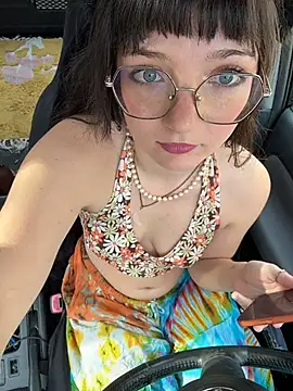 urpuppymoon online show from 01/16/26, 08:24