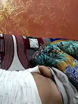 yours smp online show from 01/08/25, 04:22