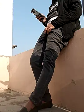 yours smp online show from 01/19/25, 09:44