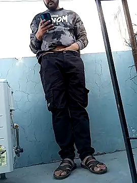 yours smp online show from 01/25/25, 09:36