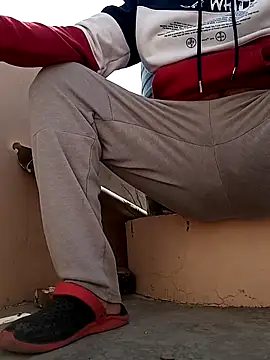 yours smp online show from 02/16/25, 09:04