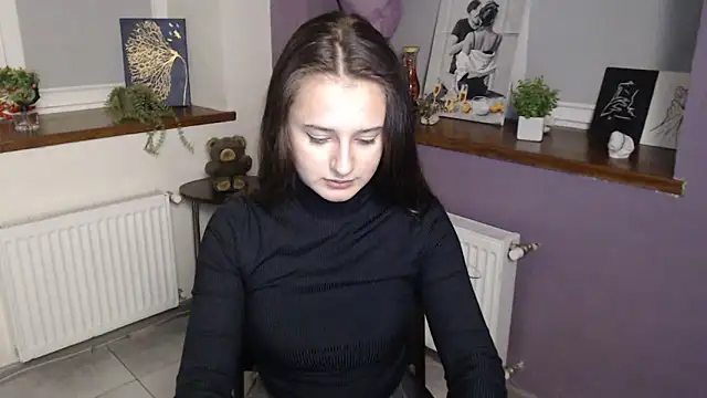 Snapshot of Caramel_bunny chatting on 01/23/25, 04:15 Caramel bunny online show from 01/23/25, 04:15