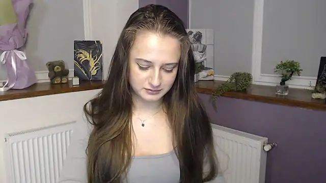 Snapshot of Caramel_bunny chatting on 03/14/25, 04:30 Caramel bunny online show from 03/14/25, 04:30