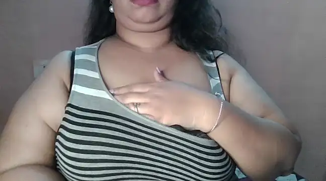 Ravina patil1 online show from 01/11/25, 09:57