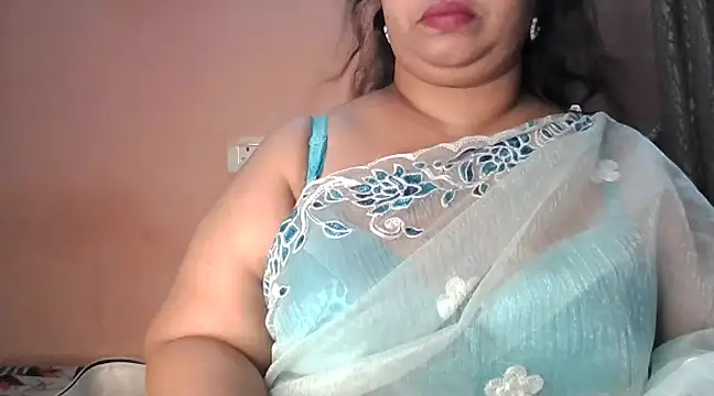 Ravina patil1 online show from 01/12/25, 04:50