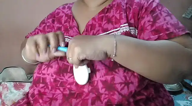 Ravina patil1 online show from 01/13/25, 03:47