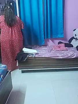 Ravina patil1 online show from 02/03/25, 10:36