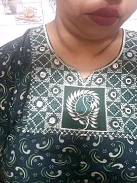 Ravina patil1 online show from 03/18/25, 08:37