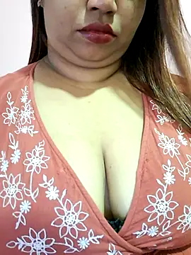 Snapshot of Ravina_patil1 chatting on 07/07/26, 06:47 Ravina patil1 online show from 07/07/26, 06:47