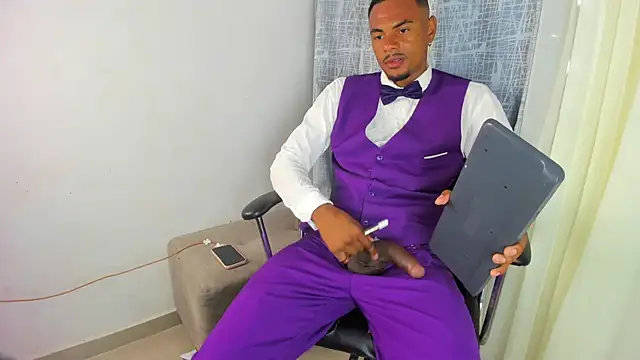 Snapshot of TysonWalkers chatting on 09/15/25, 01:38 TysonWalkers online show from 09/15/25, 01:38