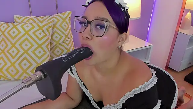 Snapshot of SophyRuiz_ chatting on 04/03/26, 11:52 SophyRuiz online show from 04/03/26, 11:52