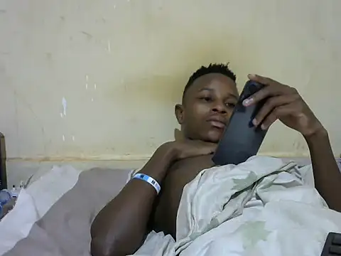 swthairydic online show from 10/28/25, 01:03