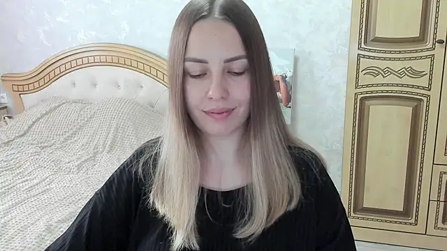 Mia shy1 online show from 10/02/25, 11:28