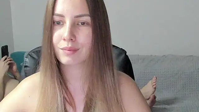 Mia shy1 online show from 01/12/26, 08:47