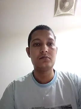 Snapshot of daddylove87 chatting on 09/14/25, 08:13 daddylove87 online show from 09/14/25, 08:13