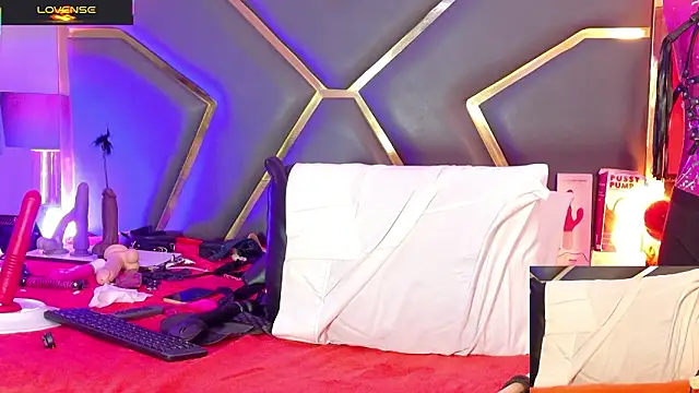 Scarlettt Ass online show from 03/07/26, 04:48