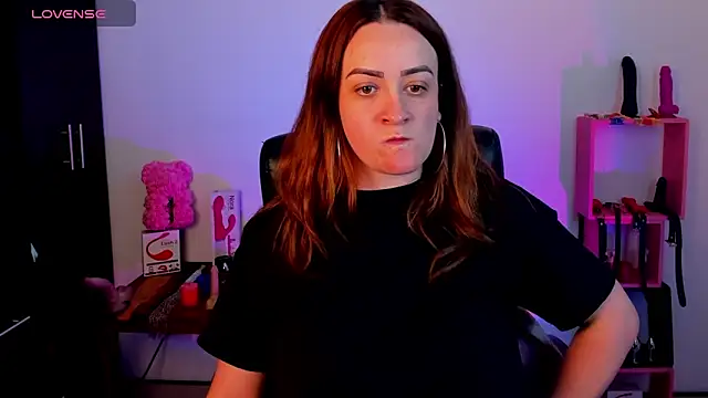 Snapshot of sara_goodgirl13 chatting on 02/15/25, 05:07 sara goodgirl13 online show from 02/15/25, 05:07