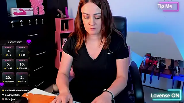 Snapshot of sara_goodgirl13 chatting on 02/20/25, 08:47 sara goodgirl13 online show from 02/20/25, 08:47