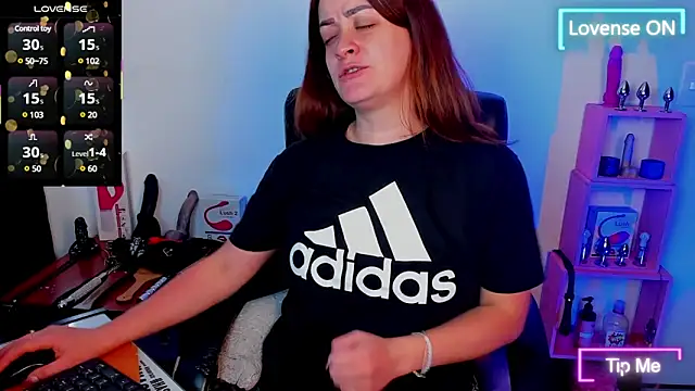 Snapshot of sara_goodgirl13 chatting on 03/02/25, 04:10 sara goodgirl13 online show from 03/02/25, 04:10