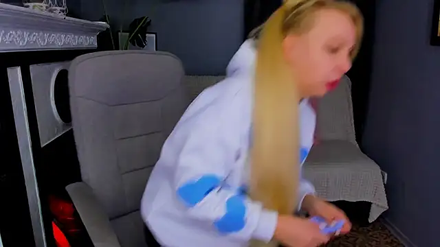 Snapshot of Anny_Jey_ chatting on 01/23/25, 05:45 Anny Jey online show from 01/23/25, 05:45