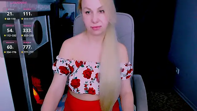 Snapshot of Anny_Jey_ chatting on 02/04/25, 09:10 Anny Jey online show from 02/04/25, 09:10