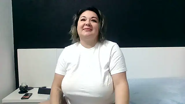 MikyVesela online show from 01/22/25, 04:55