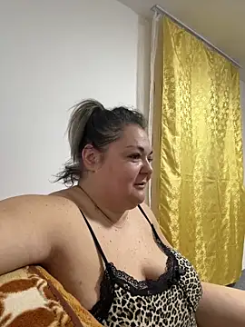 Snapshot of MikyVesela chatting on 03/20/26, 05:40 MikyVesela online show from 03/20/26, 05:40