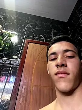 Snapshot of novin19_ chatting on 09/21/25, 05:58 novin19  online show from 09/21/25, 05:58