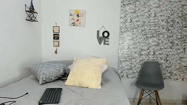 Canhela1 online show from 11/14/25, 12:53