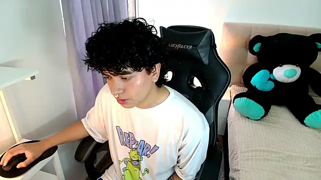 Snapshot of _nickconnor01 chatting on 12/07/24, 08:49 nickconnor01 online show from 12/07/24, 08:49