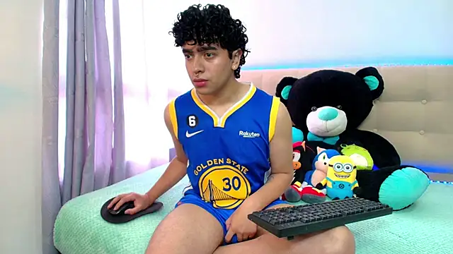 Snapshot of _nickconnor01 chatting on 12/13/24, 07:53 nickconnor01 online show from 12/13/24, 07:53