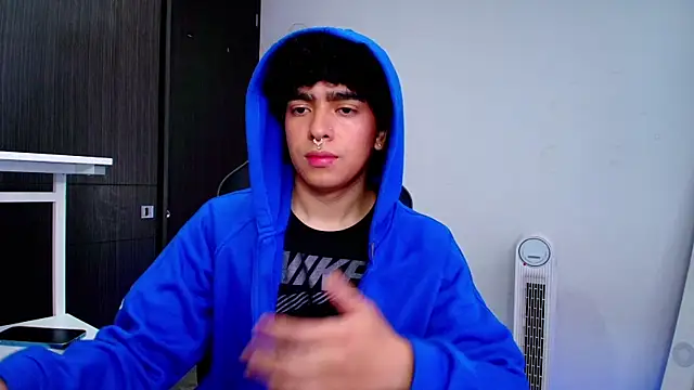 Snapshot of _nickconnor01 chatting on 01/27/25, 05:58 nickconnor01 online show from 01/27/25, 05:58