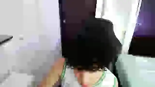 Snapshot of _nickconnor01 chatting on 02/21/25, 07:32 nickconnor01 online show from 02/21/25, 07:32