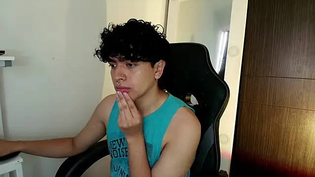 Snapshot of _nickconnor01 chatting on 02/26/25, 08:54 nickconnor01 online show from 02/26/25, 08:54