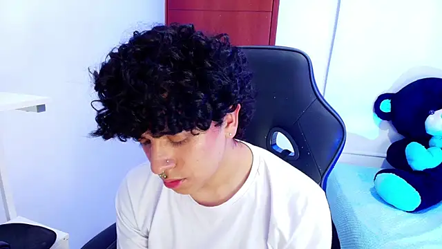 Snapshot of _nickconnor01 chatting on 03/16/25, 10:42 nickconnor01 online show from 03/16/25, 10:42