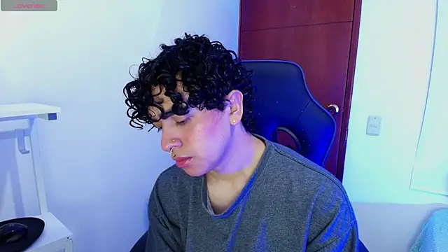 Snapshot of _nickconnor01 chatting on 03/22/25, 05:31 nickconnor01 online show from 03/22/25, 05:31