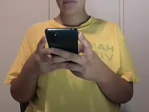 Snapshot of isabellalisa chatting on 02/11/25, 11:01 isabellalisa online show from 02/11/25, 11:01