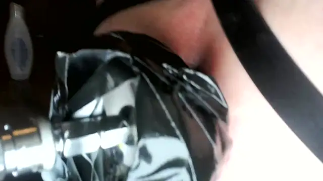 Snapshot of Asschurch chatting on 02/01/25, 03:28 Asschurch online show from 02/01/25, 03:28