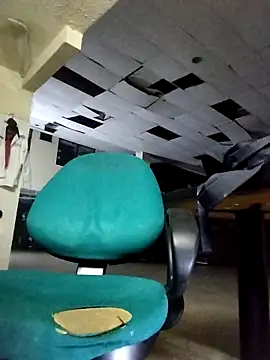 Snapshot of moro28vergon chatting on 04/04/26, 04:00 moro28vergon online show from 04/04/26, 04:00