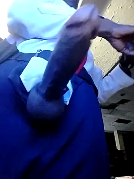 Snapshot of moro28vergon chatting on 04/16/26, 02:56 moro28vergon online show from 04/16/26, 02:56