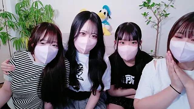 Megu Melon online show from 04/18/26, 08:40