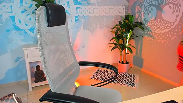 sugar vivien online show from 12/28/24, 12:24