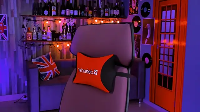 sugar vivien online show from 10/08/25, 01:20